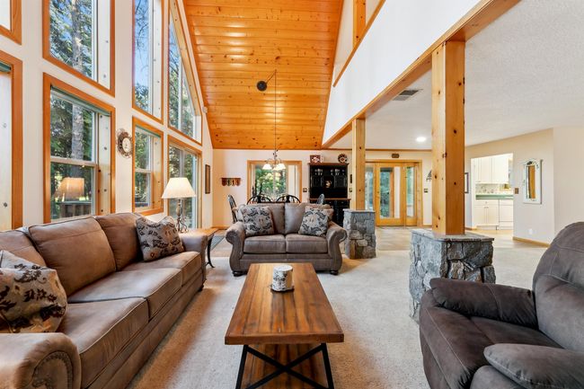 14010 Skiview Loop, House other with 3 bedrooms, 2 bathrooms and null parking in Truckee CA | Image 15