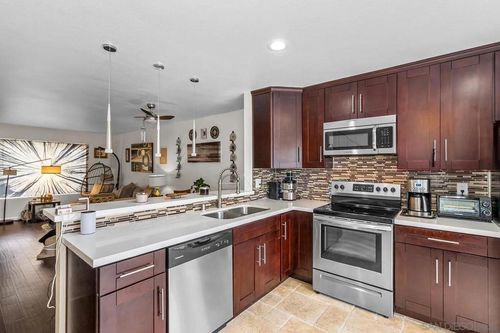 452 Verde Ridge Ct, Spring Valley, CA, 91977-6359 | Card Image