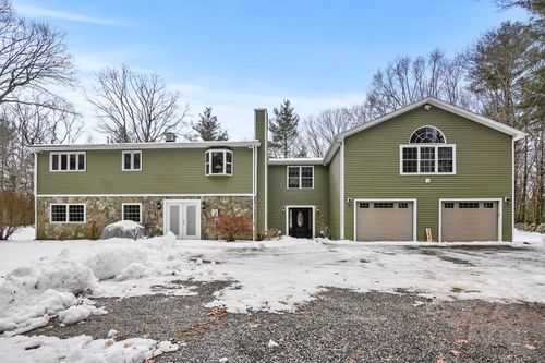 144 Underwood Rd, Putnam, CT, 06260-1864 | Card Image