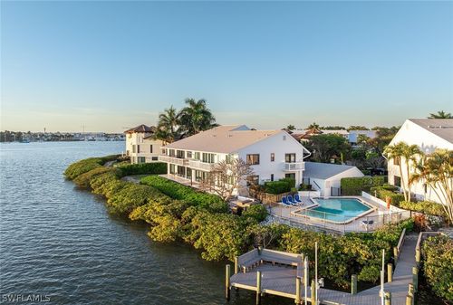 apt-a3-1302 Chesapeake Ave, Naples, FL, 34102-0521 | Card Image