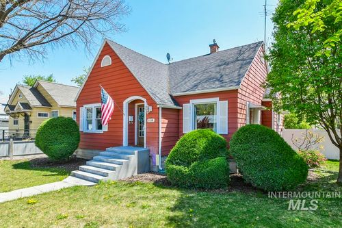 1024 13th Ave S, Nampa, ID, 83651-4621 | Card Image