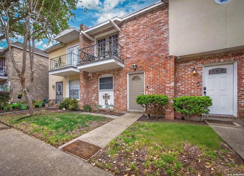 unit-206-6718 Callaghan Rd, San Antonio, TX, 78229-4638 | Card Image