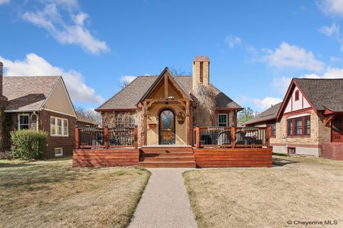 216 W 3rd Ave, Cheyenne, WY, 82001-1213 | Card Image