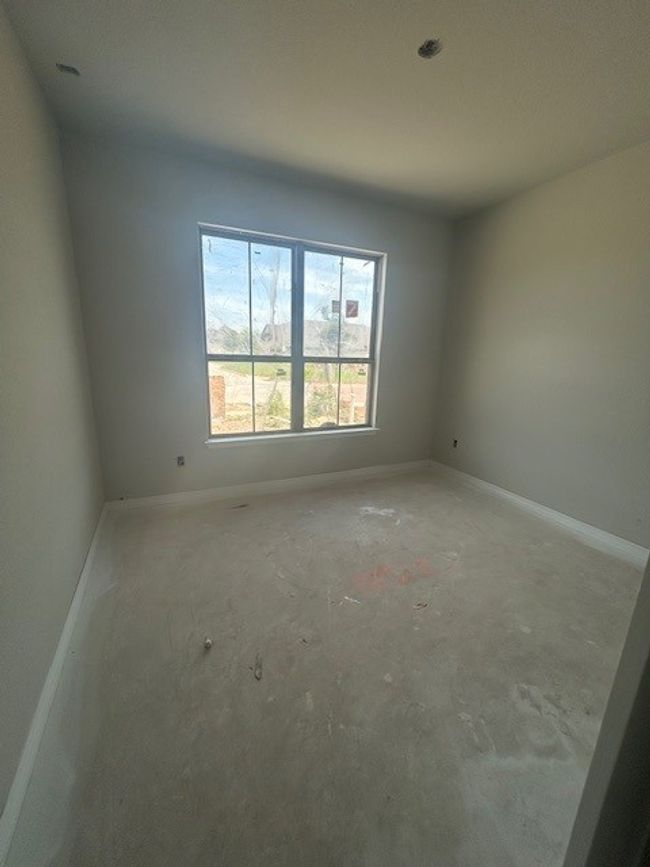 Secondary Bedroom | Image 8