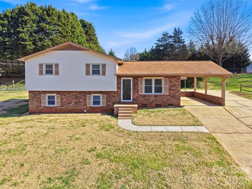 5026 W Piedmont Cir, Conover, NC, 28613-9784 | Card Image