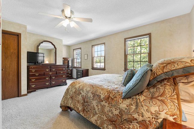 1106 Woodcrest Ln, House other with 4 bedrooms, 4 bathrooms and null parking in Kendallville IN | Image 23