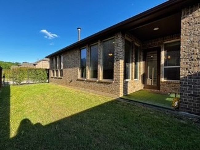 Back of house with brick siding | Image 21