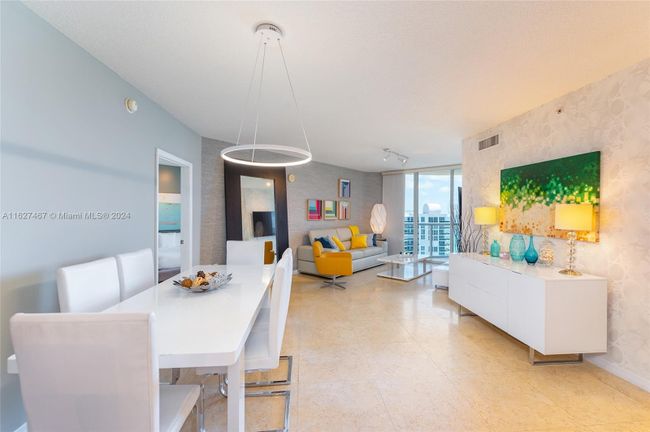 2906 - 16699 Collins Ave, Condo with 3 bedrooms, 2 bathrooms and null parking in Sunny Isles Beach FL | Image 19