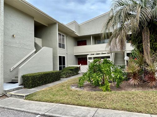 427-427 Windrush Bay Dr, TARPON SPRINGS, FL, 34689-1205 | Card Image
