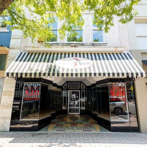 116 N Patterson St, Valdosta, GA, 31601-5570 | Card Image