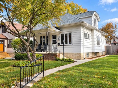 3658 S Logan Ave, Milwaukee, WI, 53207-3560 | Card Image