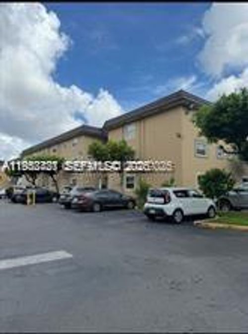 224-4655 Palm Ave, Hialeah, FL, 33012 | Card Image
