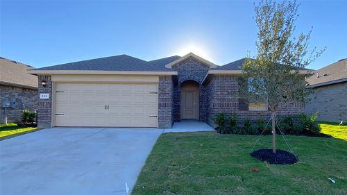 529 Marsh St, Cleburne, TX, 76033-5076 | Card Image