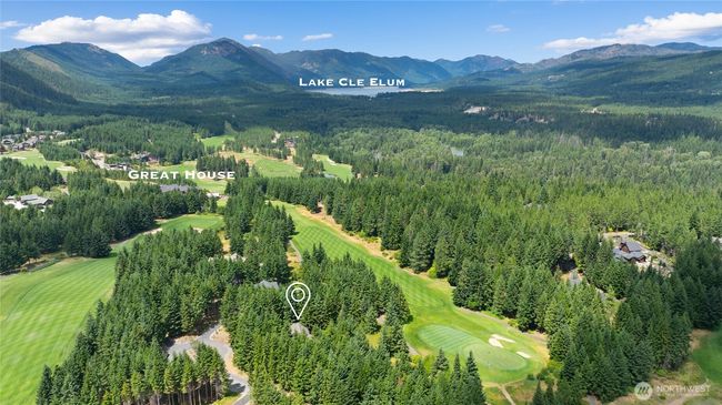 What a location that you are so close to all the amenities. Short walk to the Great House, Hill House swim & Fitness center and the golf club house | Image 37