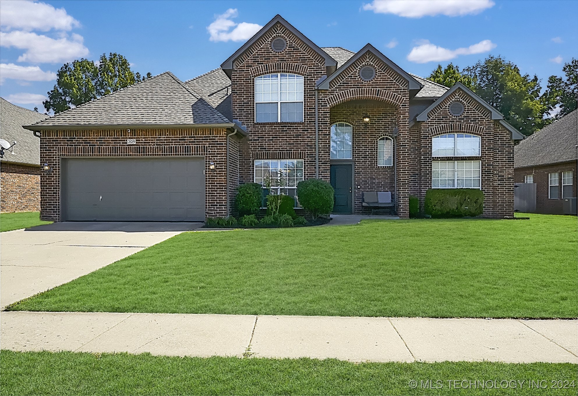 Aster Pl, Broken Arrow, OK 74012