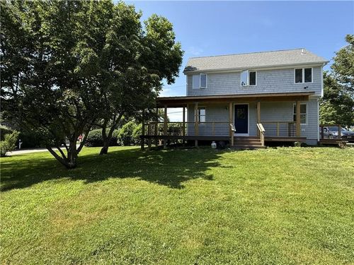 157 Briarwood Ave, Middletown, RI, 02842-5863 | Card Image
