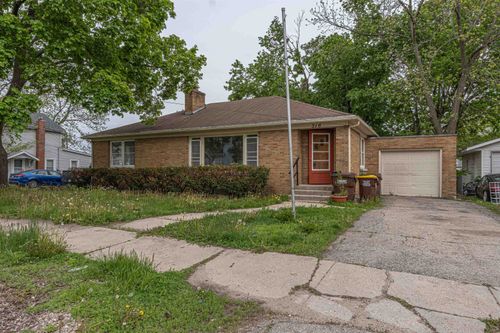 316 Perry St, Belvidere, IL, 61008-3148 | Card Image