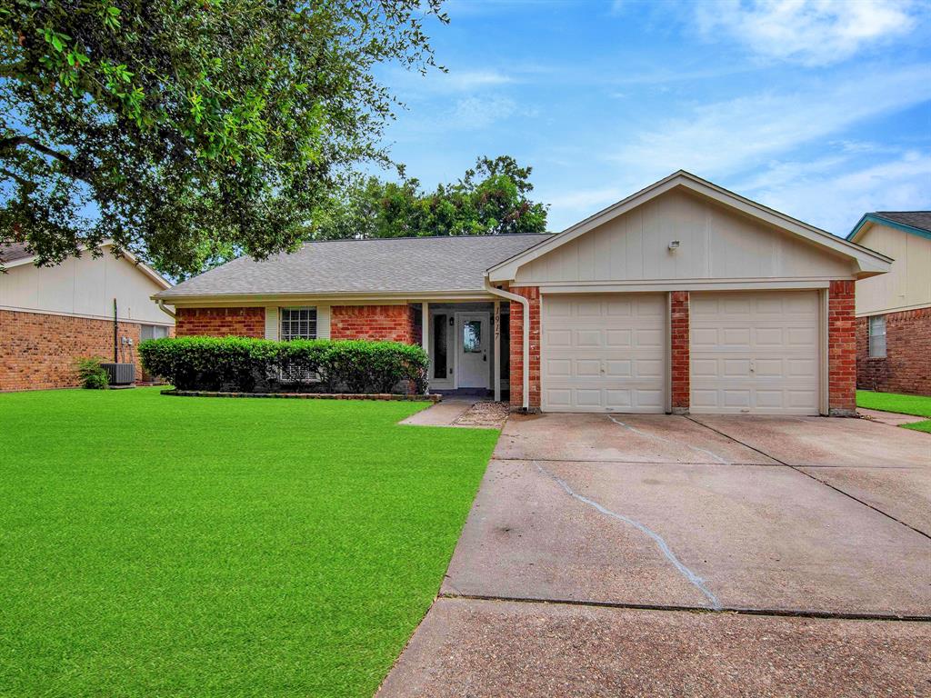 28th Ave, Texas City, TX 77590