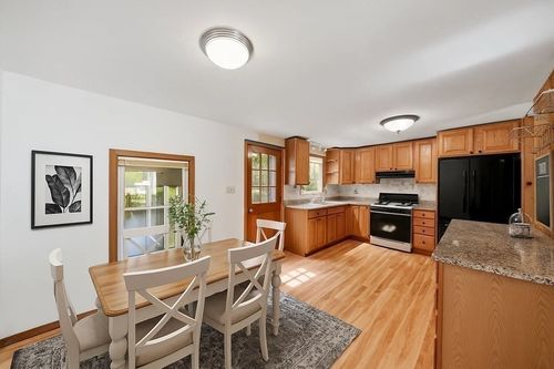 52 Richard Rd, Hanson, MA, 02341-1326 | Card Image