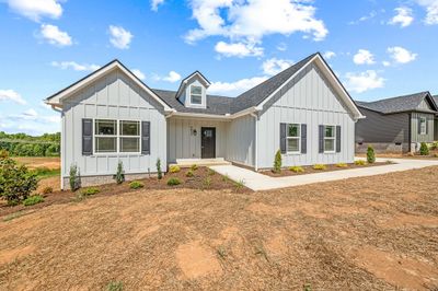 4633 Window Cliff Road, House other with 3 bedrooms, 2 bathrooms and 2 parking in Baxter TN | Image 2