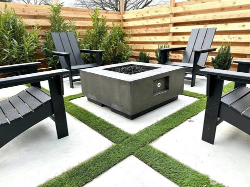 2100 1st Ave W, Seattle, WA, 98119-2619 | Card Image