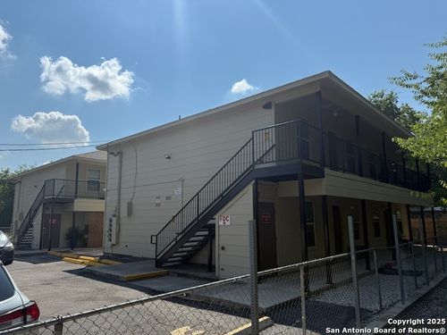 930 Drury Ln, San Antonio, TX, 78221-2249 | Card Image