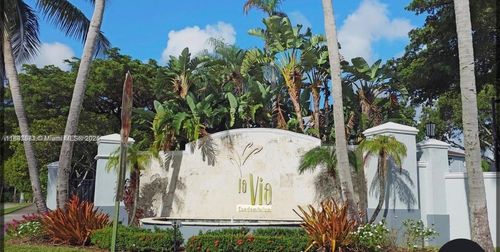 3306-165 Nw 96th Ter, Pembroke Pines, FL, 33024-6270 | Card Image