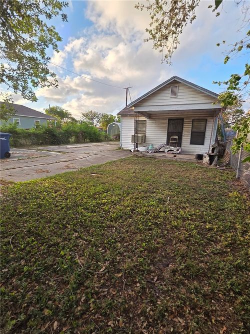 1210 Lolita St, Corpus Christi, TX, 78416-2324 | Card Image