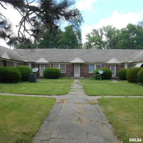 apt-o-1728 E Locust St, Davenport, IA, 52803-3262 | Card Image