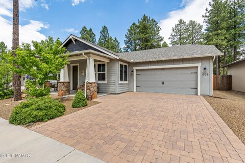 1332 S Talley Ln, Flagstaff, AZ, 86001-2590 | Card Image