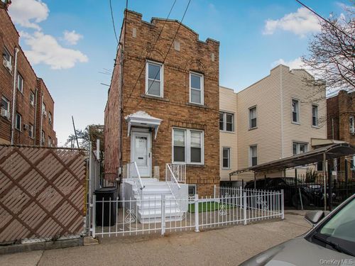 1062 Calhoun Ave, Bronx, NY, 10465-1911 | Card Image