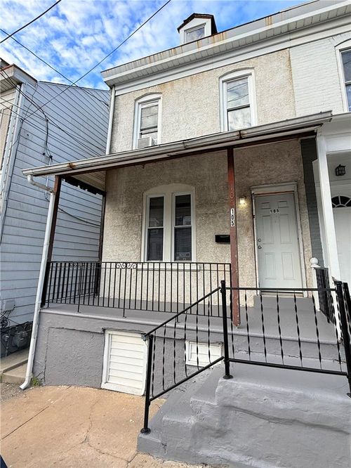 105 S Bradford St, Allentown, PA, 18109-2705 | Card Image