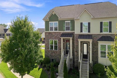 814 Oneida Cir, Mars, PA, 16046-4042 | Card Image