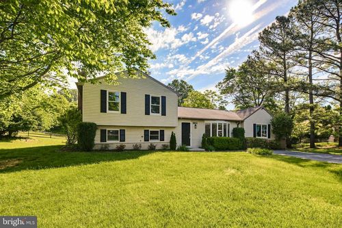 4709 Hale Haven Dr, Ellicott City, MD, 21043-6670 | Card Image