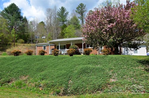 5360 Franklin Pl, Collettsville, NC, 28611-9080 | Card Image