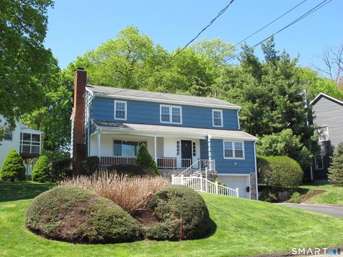 22 Hastings Ln, Stamford, CT, 06905-2902 | Card Image