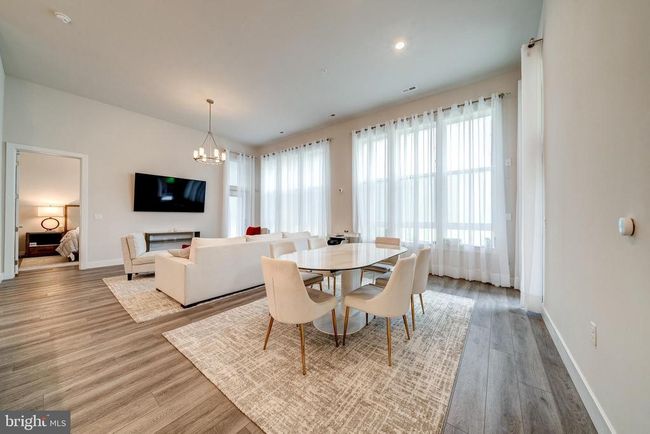 APT-102 - 1761 Old Meadow Rd, Condo with 2 bedrooms, 3 bathrooms and null parking in MCLEAN VA | Image 12