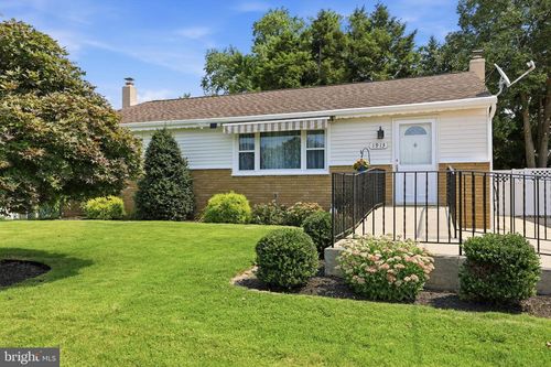1913 Sanford St, PHILADELPHIA, PA, 19116-3808 | Card Image