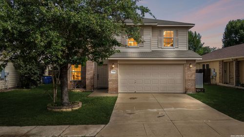 328 Wagon Wheel Way, Cibolo, TX, 78108-3772 | Card Image