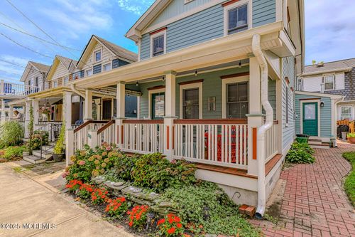86 Franklin Ave, Ocean Grove, NJ, 07756-1127 | Card Image