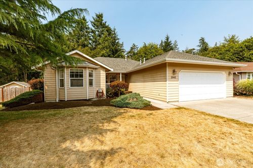 2042 Doe Drive Oak Harbor Wa 98277-7315, Oak Harbor, WA, 98277 | Card Image