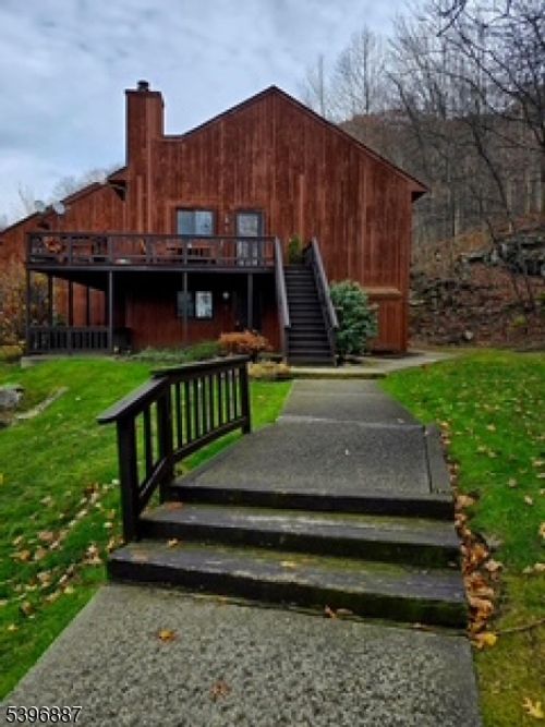 unit-7-1 Big Sky Dr, Vernon, NJ, 07462-4597 | Card Image