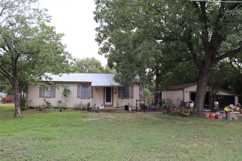 706 W Live Oak Street, Lockhart, TX, 78644 | Card Image