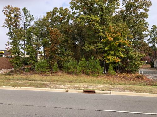 7561 Nc Highway 211, West End, NC, 27376-9040 | Card Image