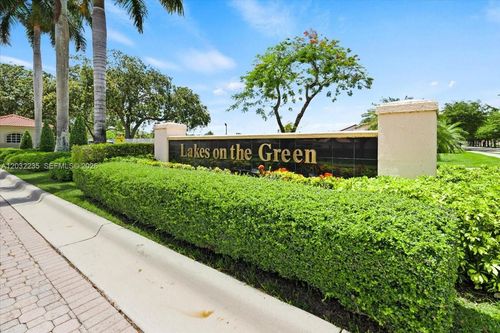 19291 Nw 90th Ct, Hialeah, FL, 33018 | Card Image