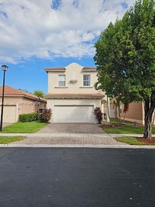 2160 Ne 37th Rd, Homestead, FL, 33033-5144 | Card Image