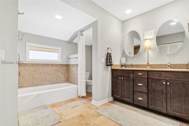 APT-391 - 15 Calibogue Cay Rd, Condo with 2 bedrooms, 2 bathrooms and null parking in Hilton Head Island SC | Image 23