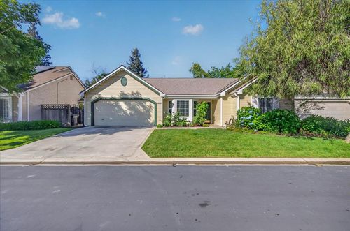 10771 N Windham Bay Cir, Fresno, CA, 93730-0845 | Card Image