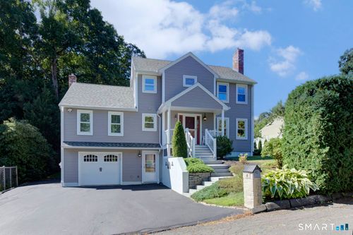 4 Sears Pl, East Hampton, CT, 06424-1015 | Card Image