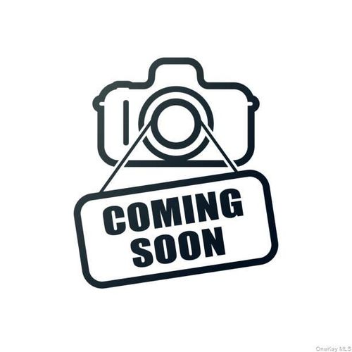 20 Jeffrey Ln, Great Neck, NY, 11020-1608 | Card Image